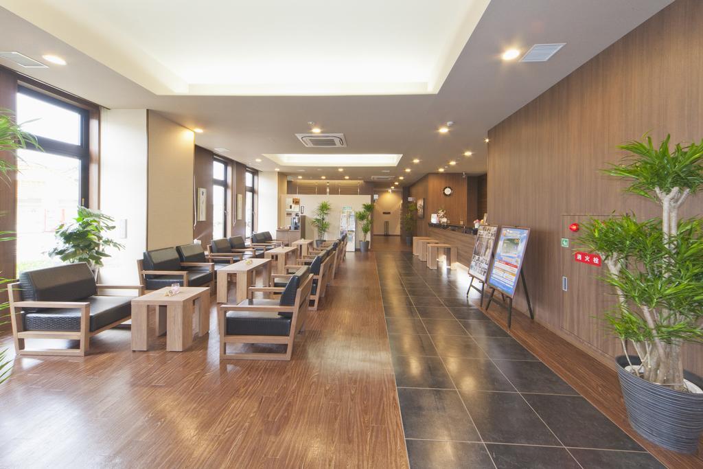 Hotel Route-Inn Saiki Ekimae Bagian luar foto